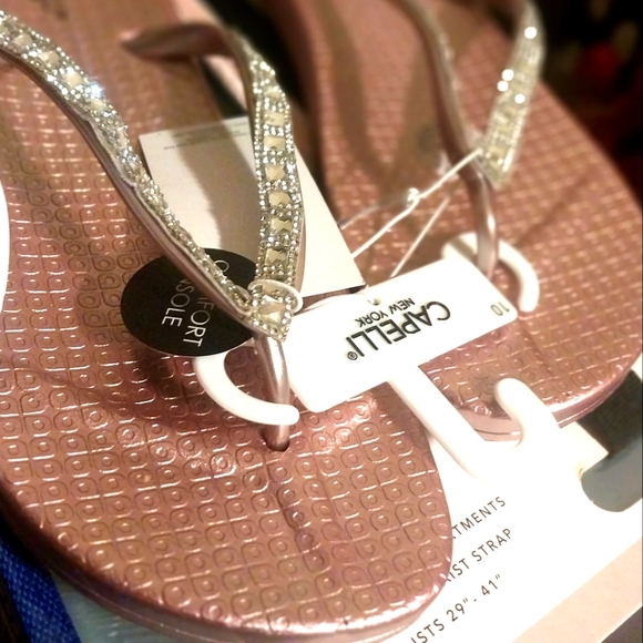 New Capelli Women's Flip Flop - Picture 3 of 3